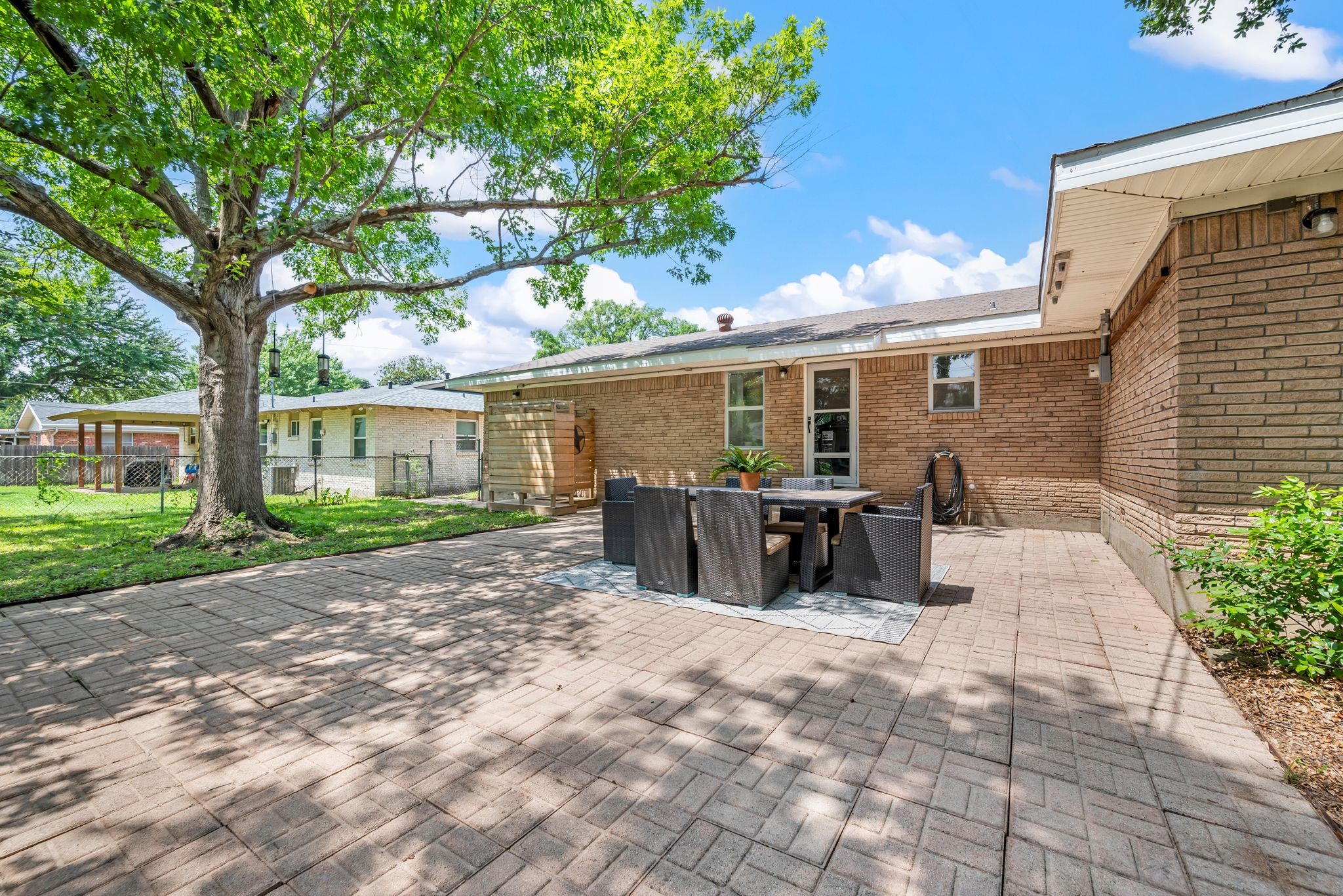 413 Patricia Road Hurst TX 76053