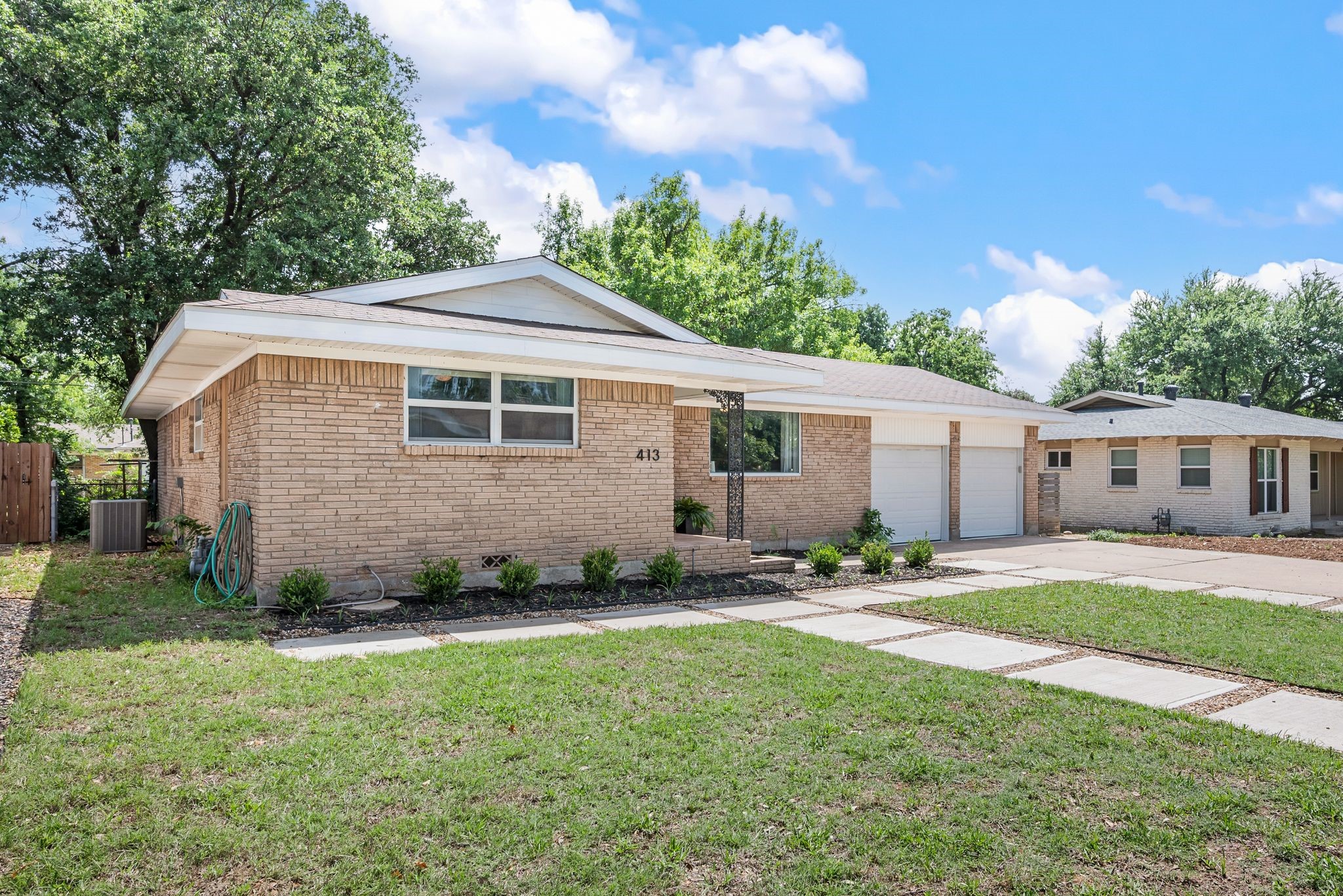 413 Patricia Road Hurst TX 76053