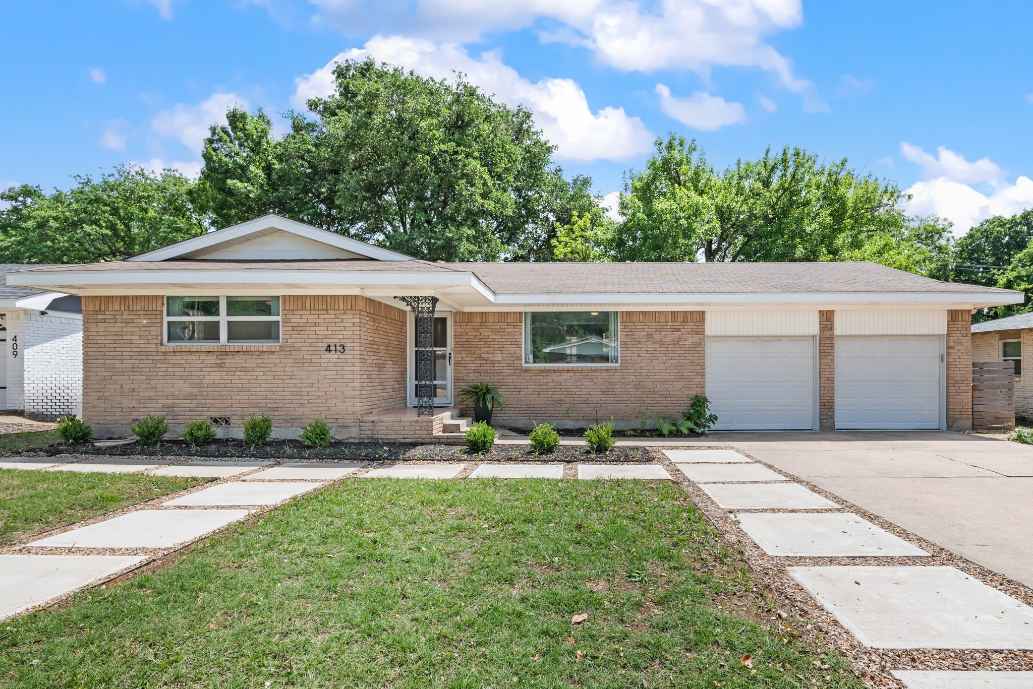 413 Patricia Road Hurst TX 76053