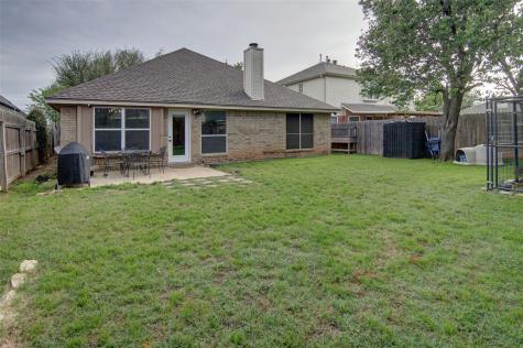 8905 San Joaquin Trail Fort Worth TX 76118