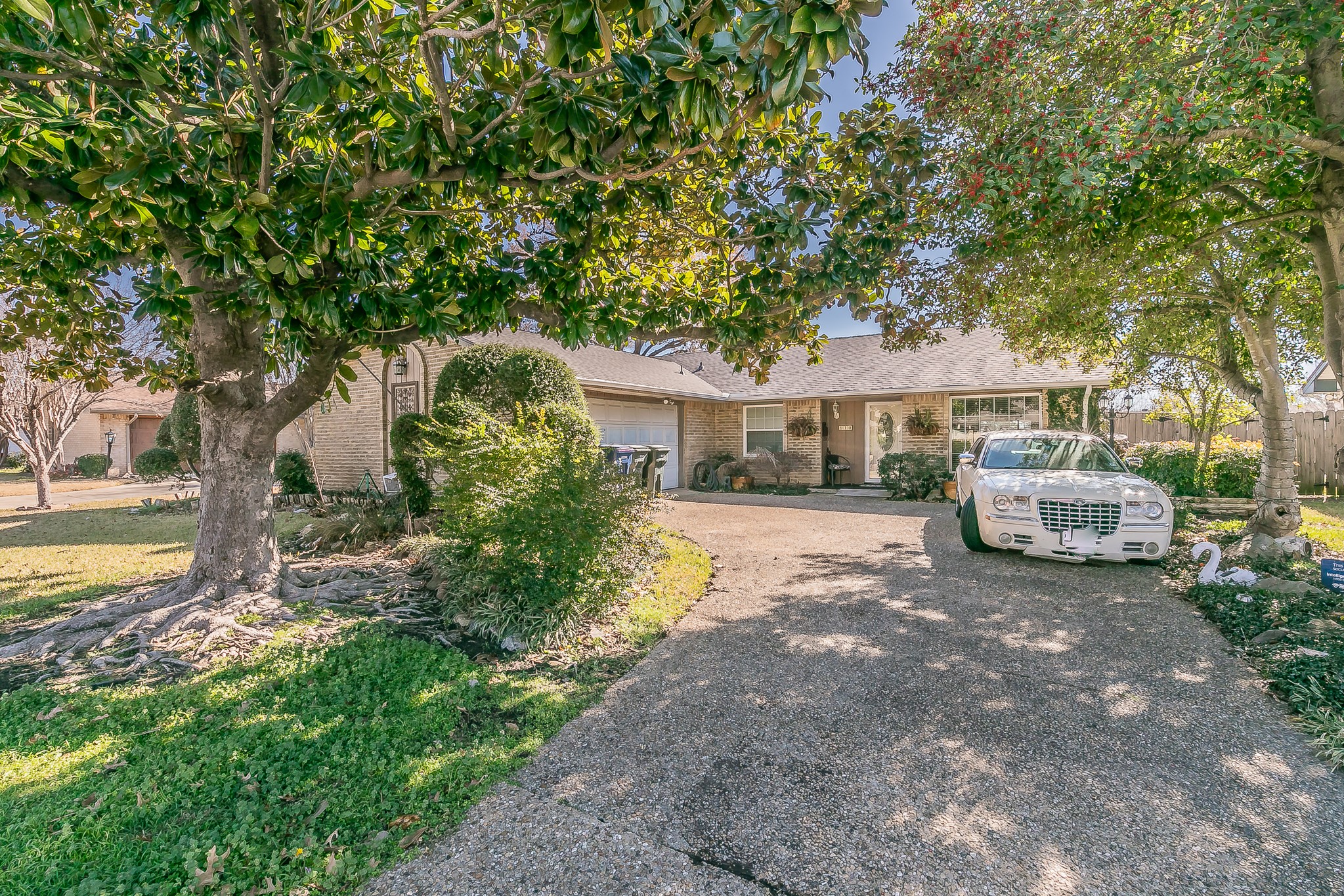 910 Sleepy Hollow Drive Garland TX 75043