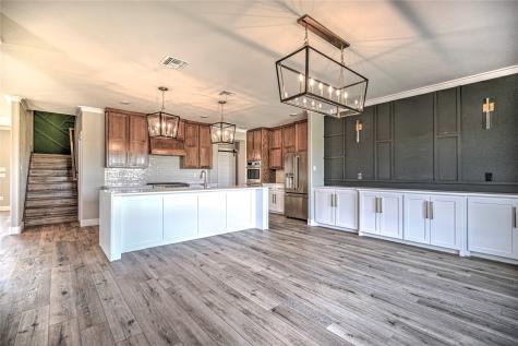 8186 S Lone Star Parkway Moody TX 76557