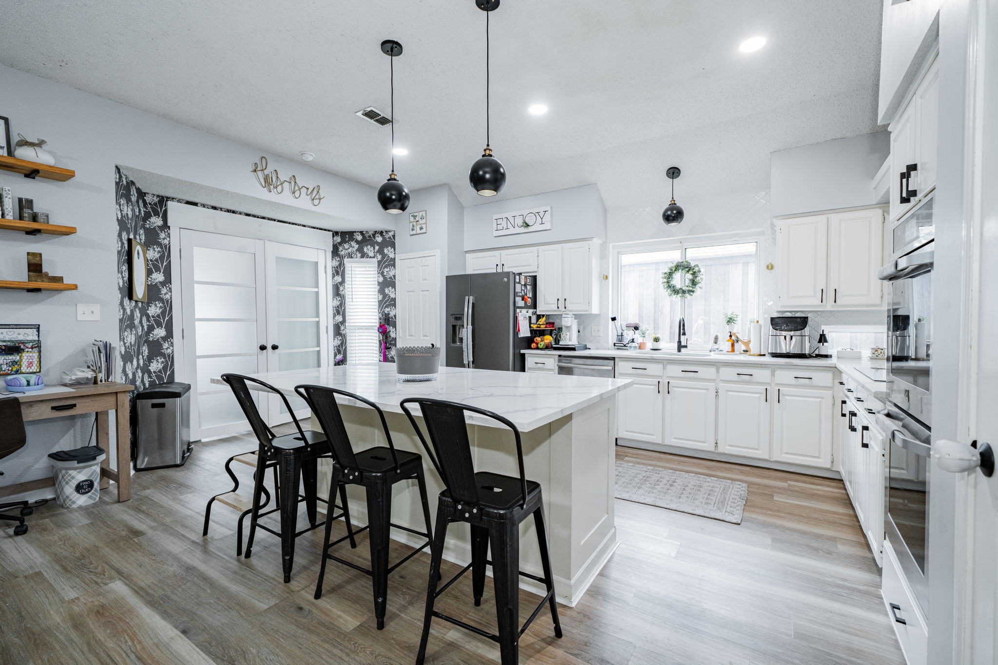 2102 Greenview Drive Carrollton TX 75010