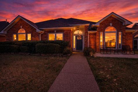 2102 Greenview Drive Carrollton TX 75010