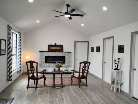 1999 Vz County Road 3103 Edgewood TX 75117