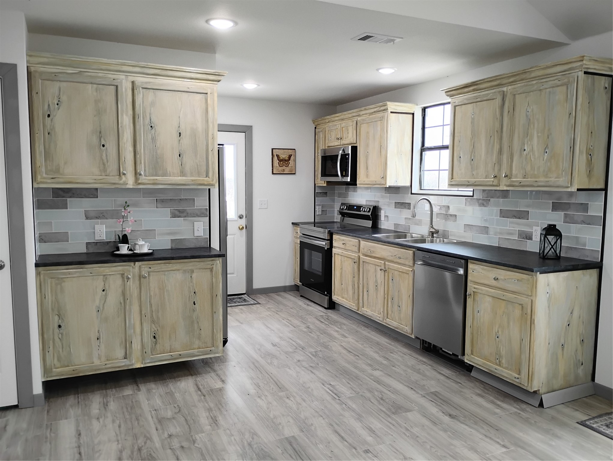 1999 Vz County Road 3103 Edgewood TX 75117