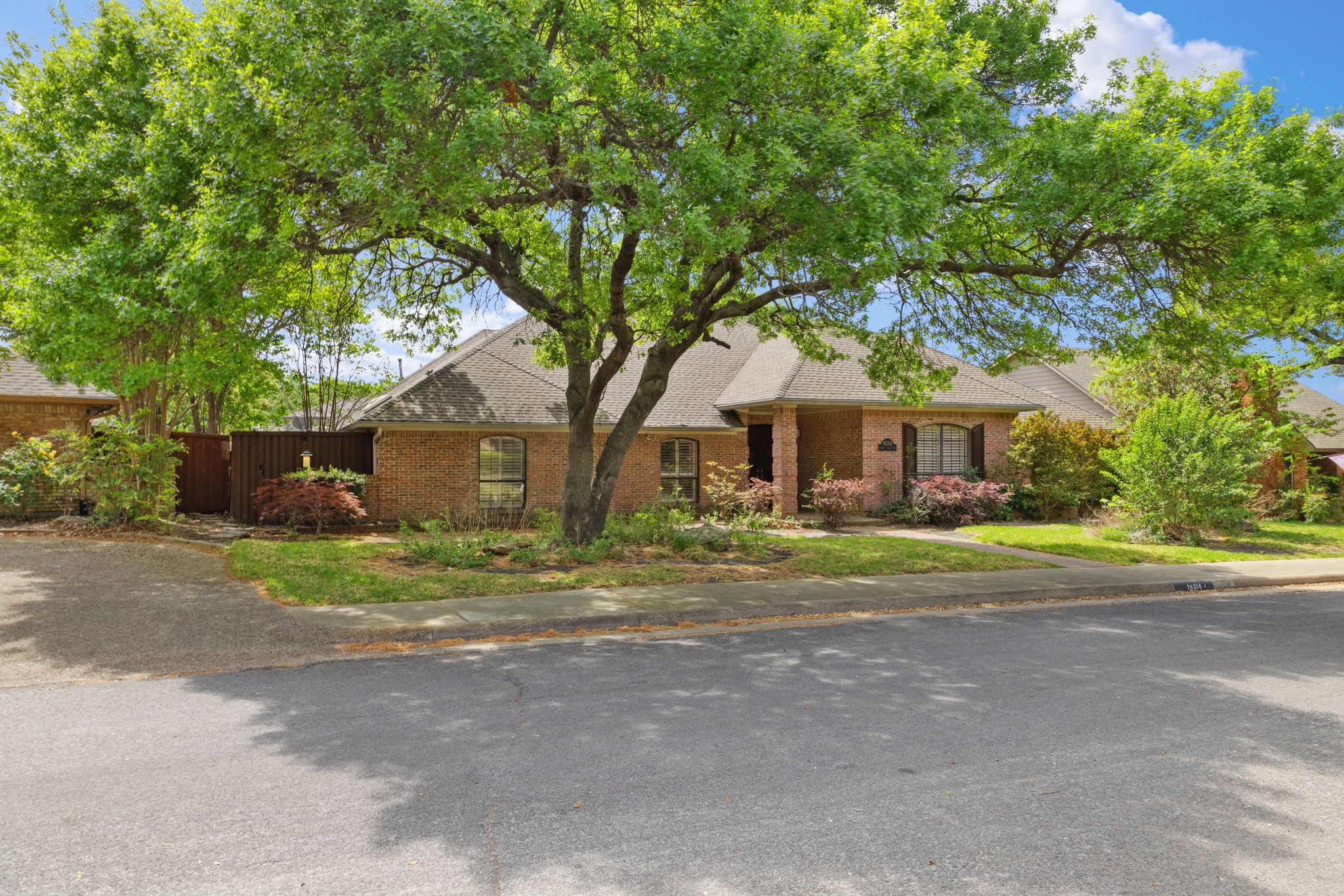 16314 Sunset Valley Drive Dallas TX 75248