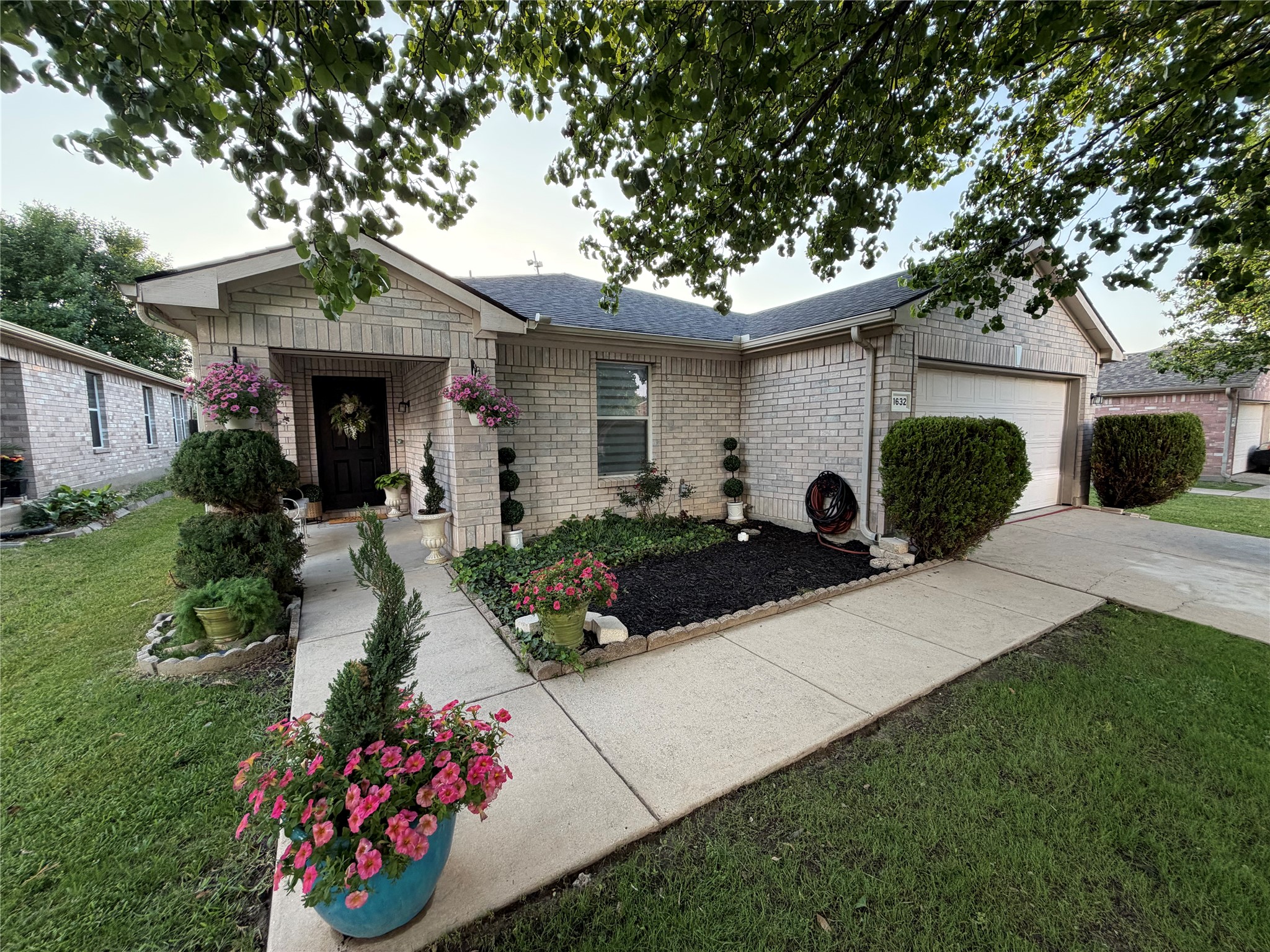1632 Crown Point Drive Little Elm TX 75036