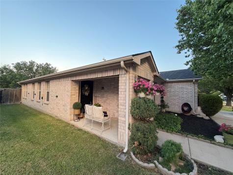 1632 Crown Point Drive Little Elm TX 75036