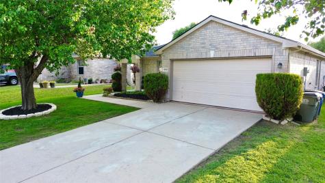 1632 Crown Point Drive Little Elm TX 75036