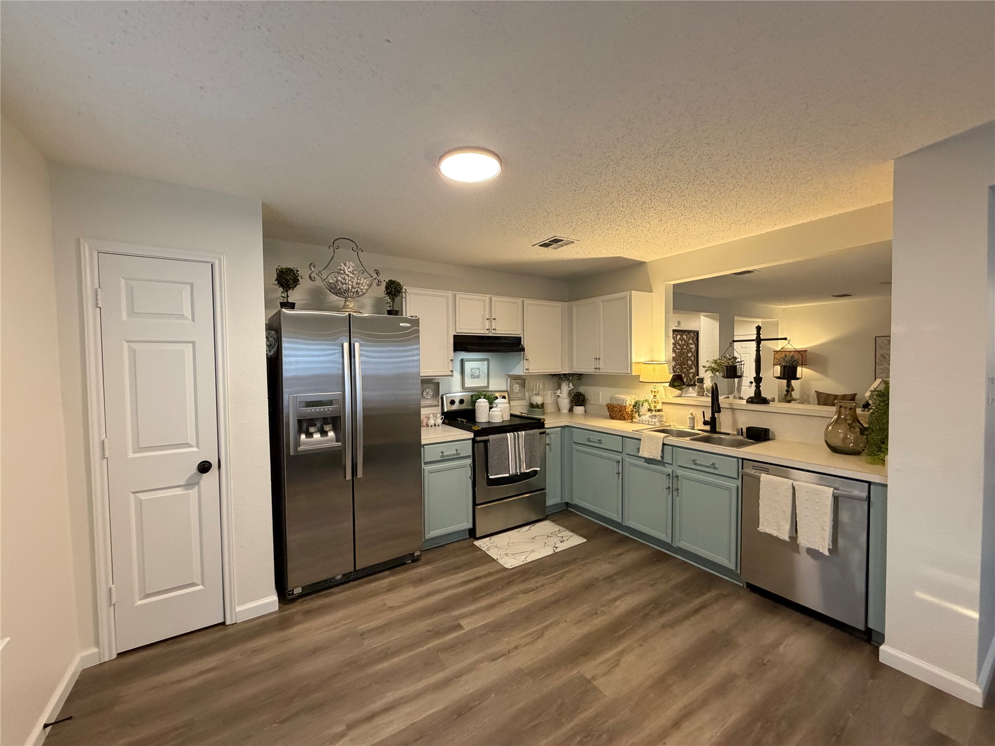 1632 Crown Point Drive Little Elm TX 75036