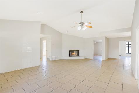 425 Cloverdale Lane Garland TX 75043