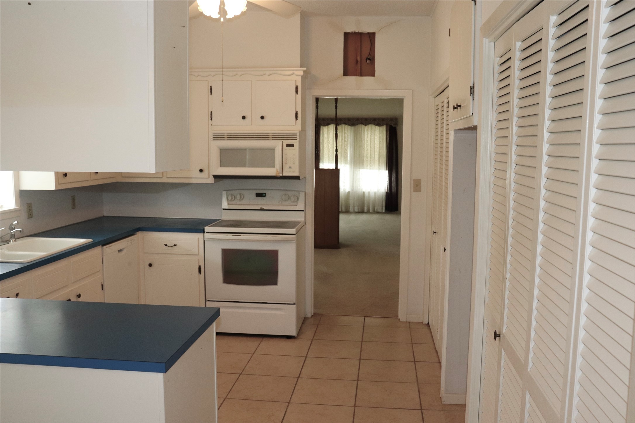 210 E Roberts Street Gorman TX 76454
