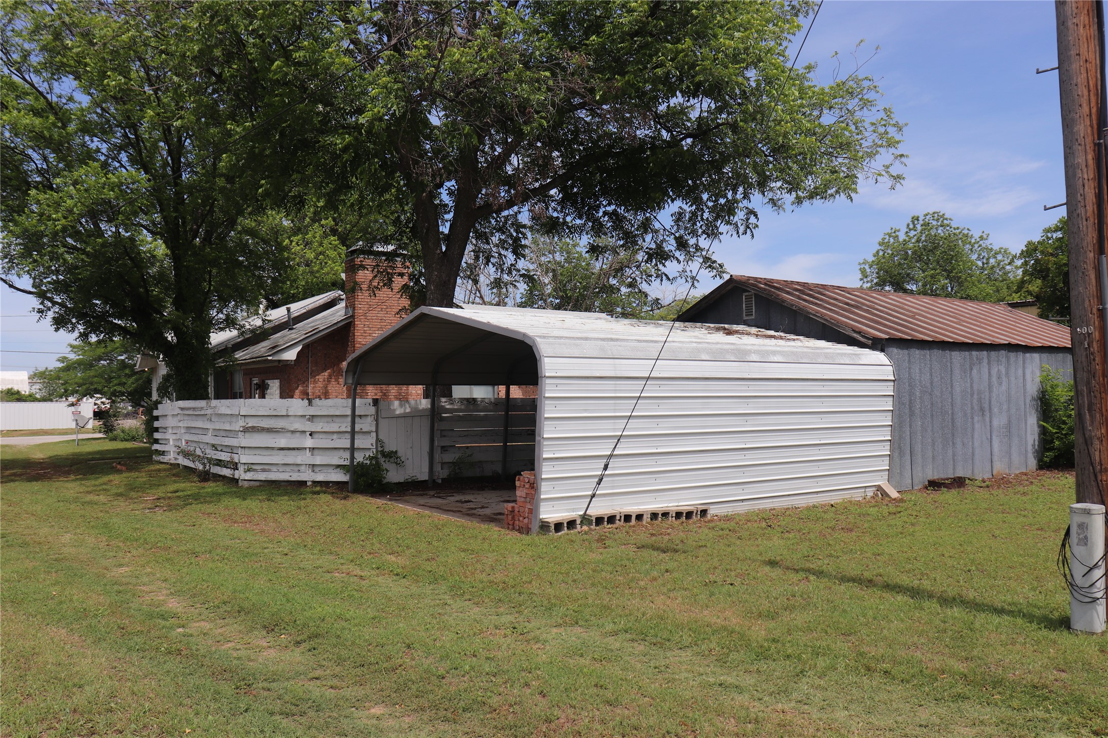 210 E Roberts Street Gorman TX 76454