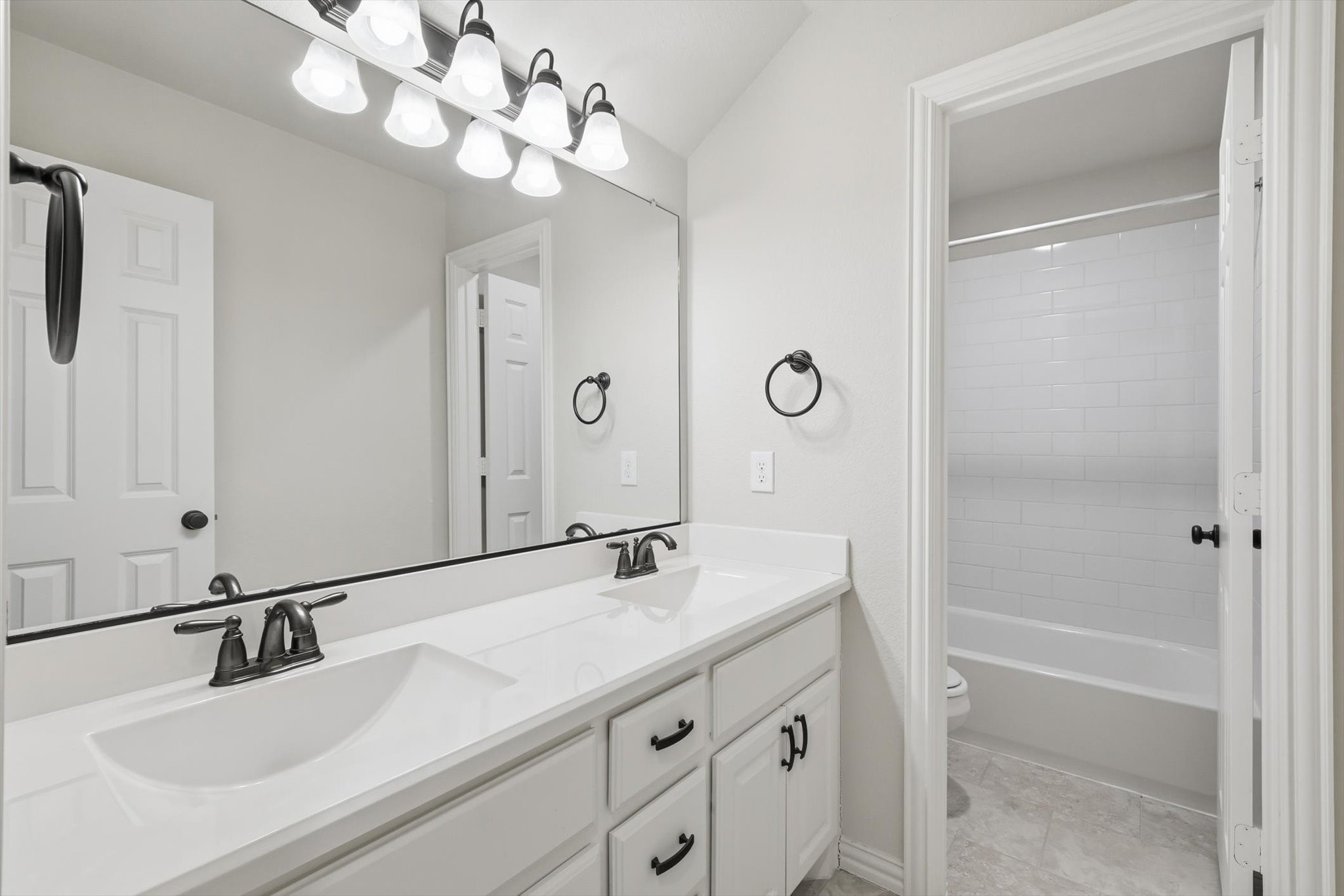 894 Starcreek Parkway Allen TX 75013