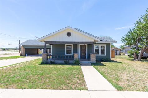 1532 Avenue N Anson TX 79501