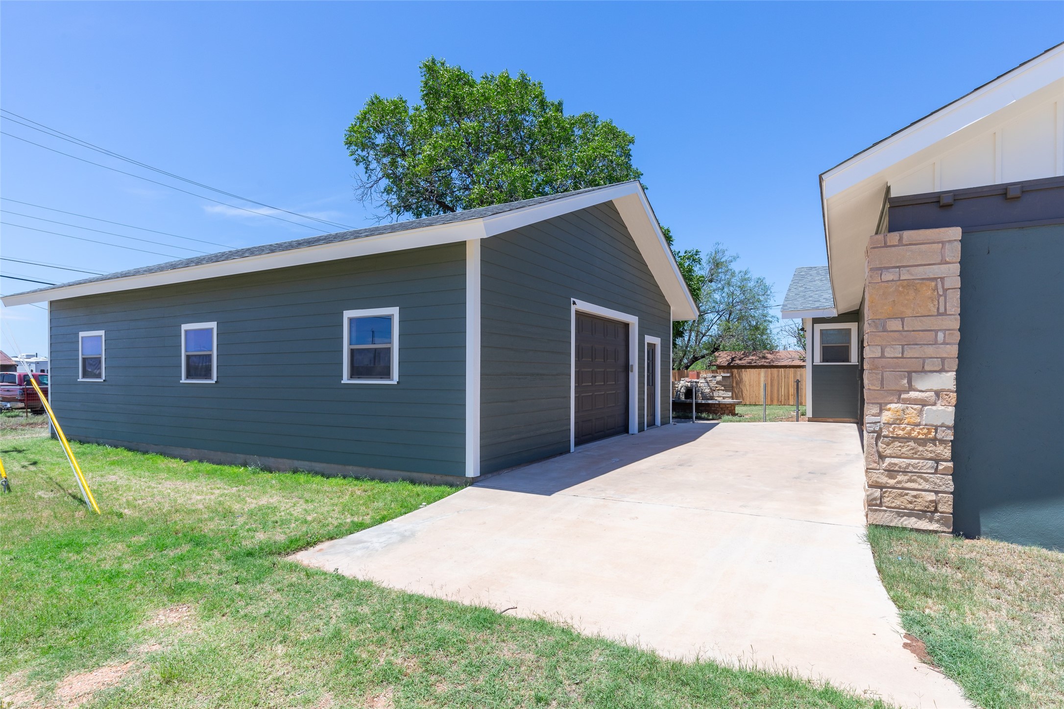 1532 Avenue N Anson TX 79501