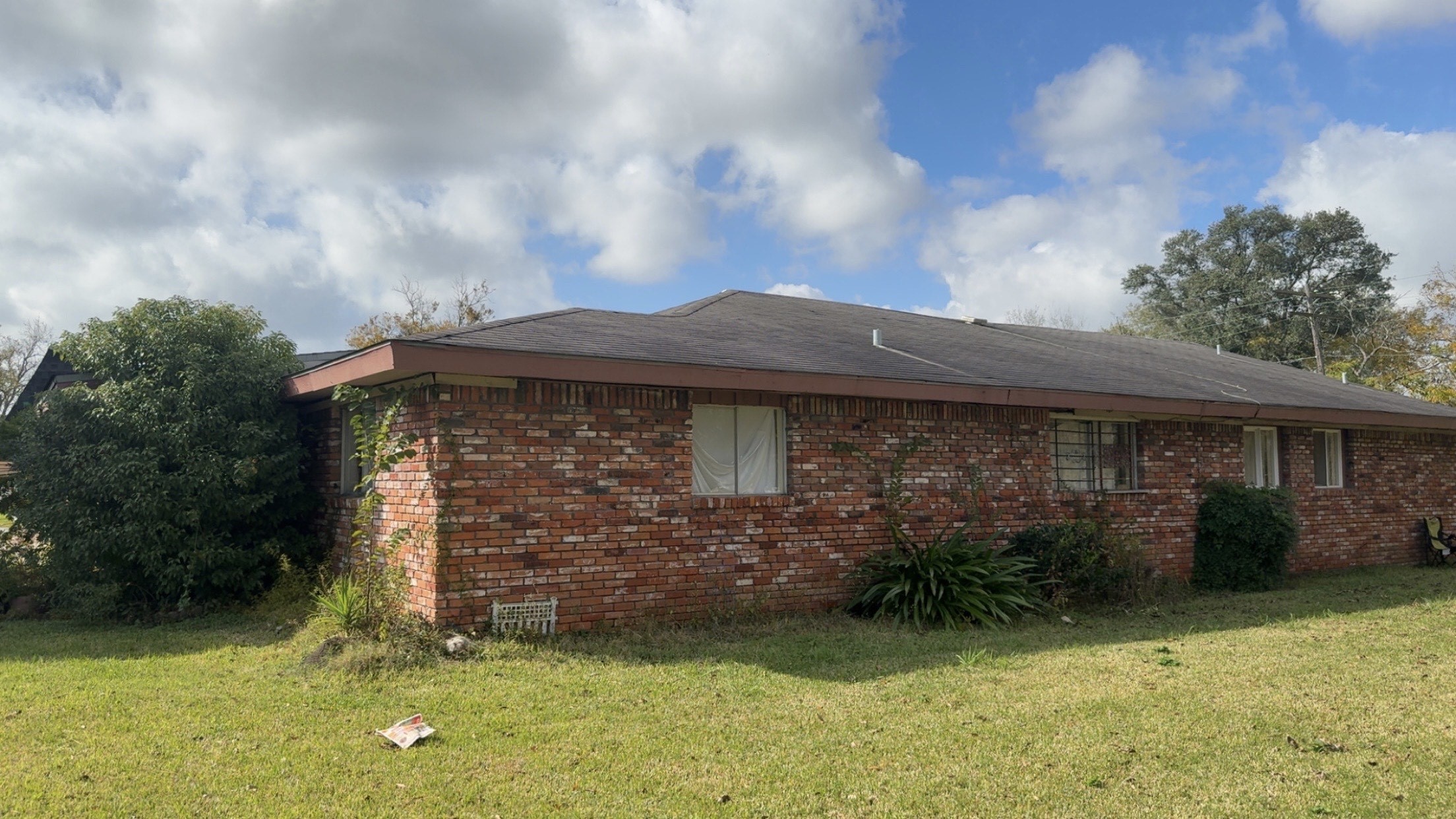 2005 Gulfway Drive Port Arthur TX 77640