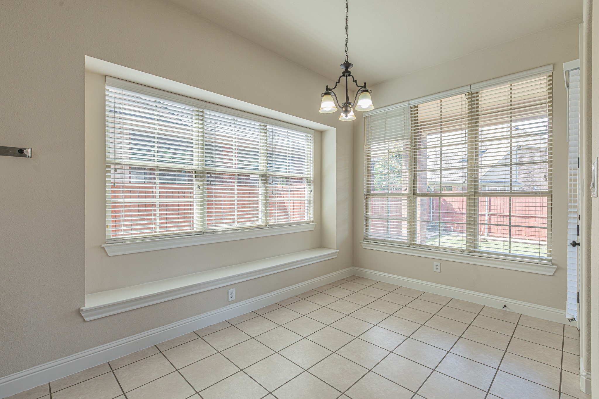 216 Florence Drive Lewisville TX 75056