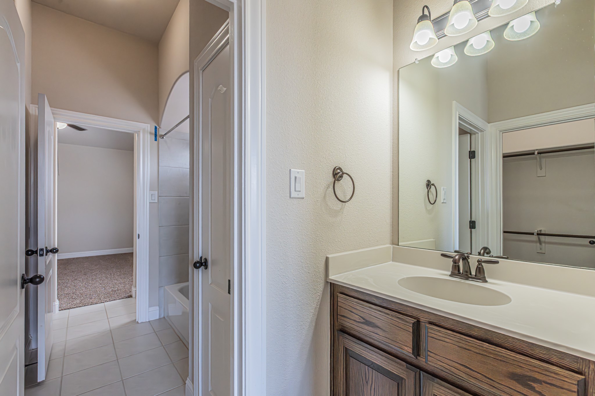 216 Florence Drive Lewisville TX 75056