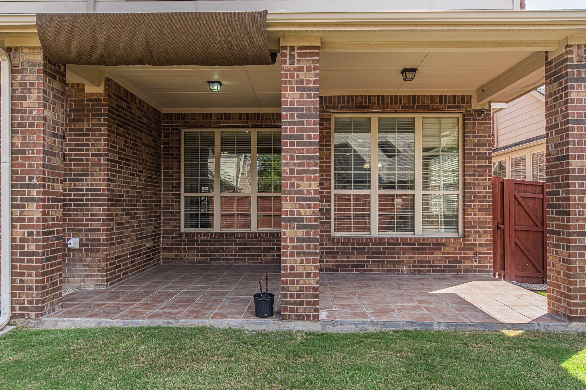 216 Florence Drive Lewisville TX 75056