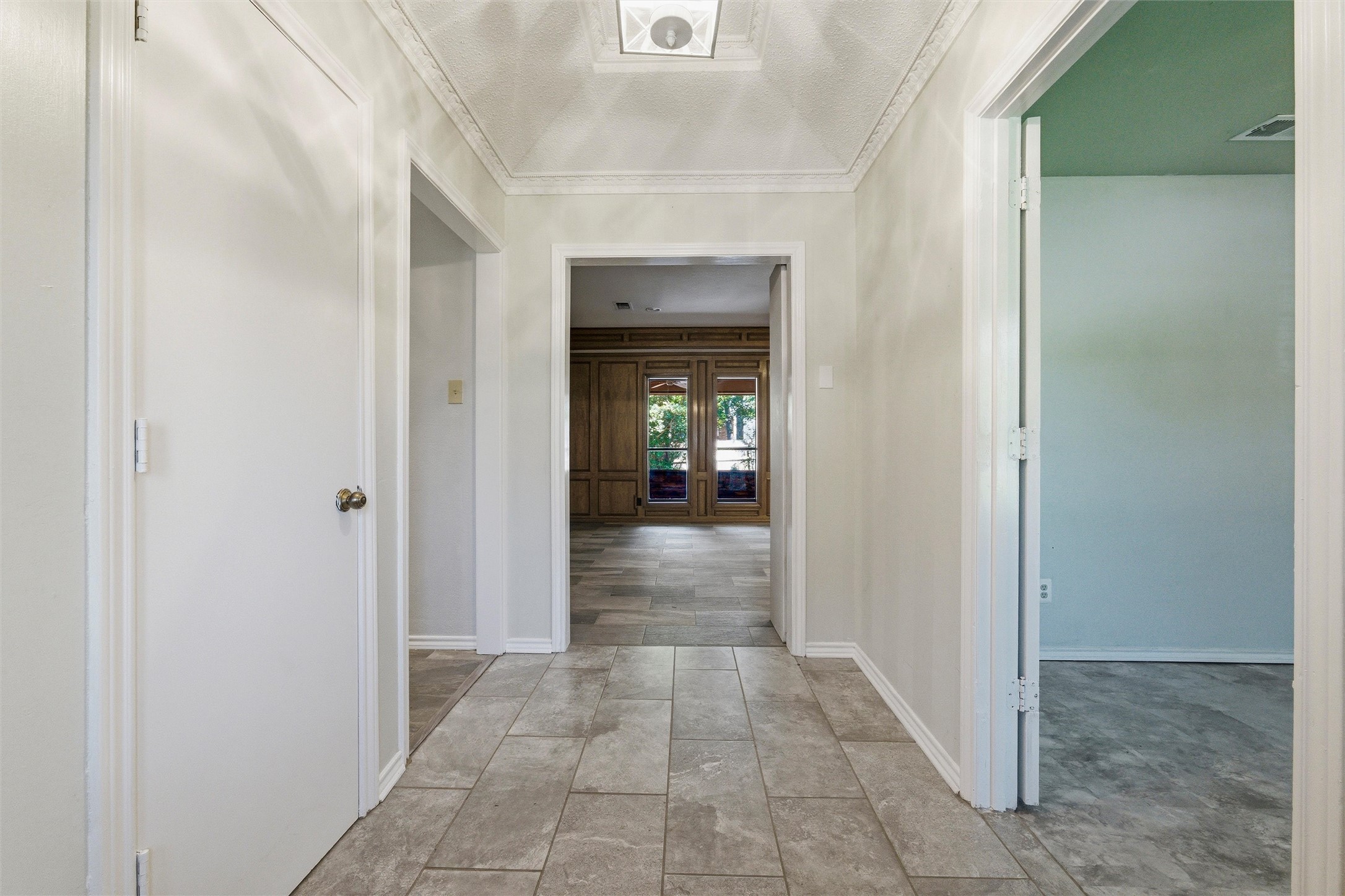 4709 Wood Springs Court Arlington TX 76017