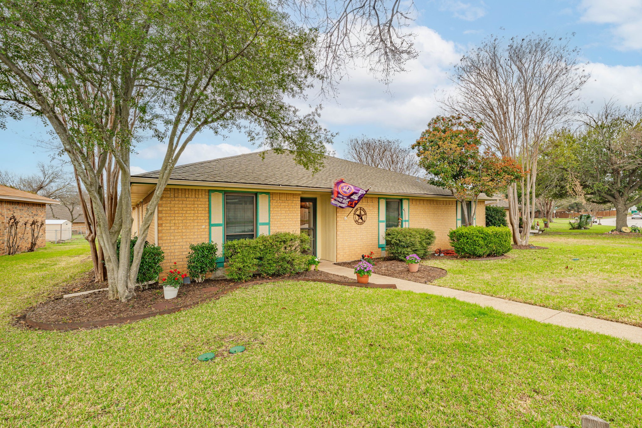 401 Meadow Ridge Drive Cedar Hill TX 75104