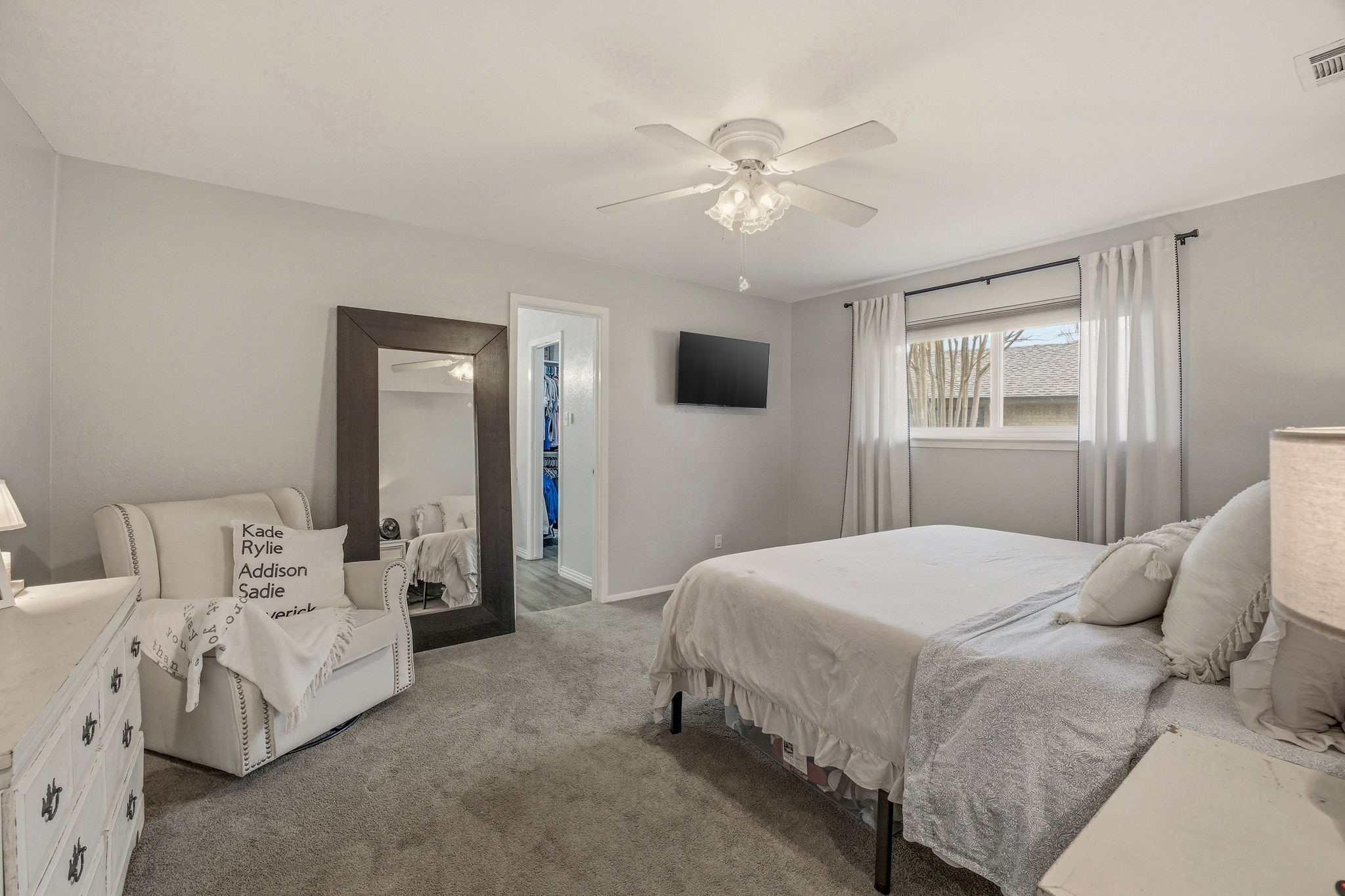 401 Meadow Ridge Drive Cedar Hill TX 75104