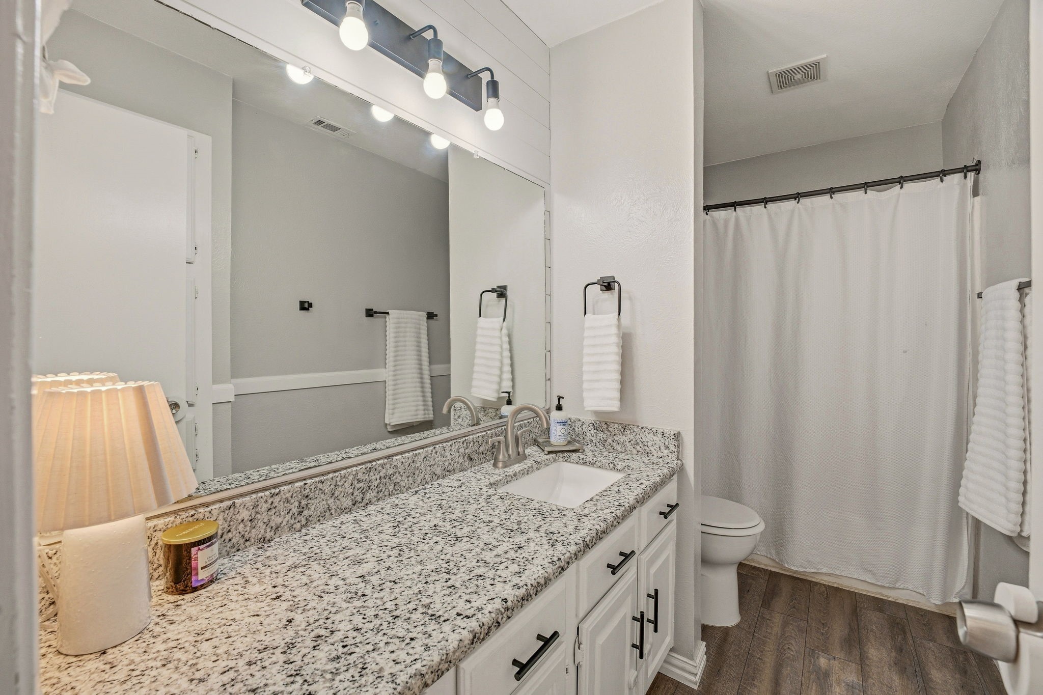 401 Meadow Ridge Drive Cedar Hill TX 75104