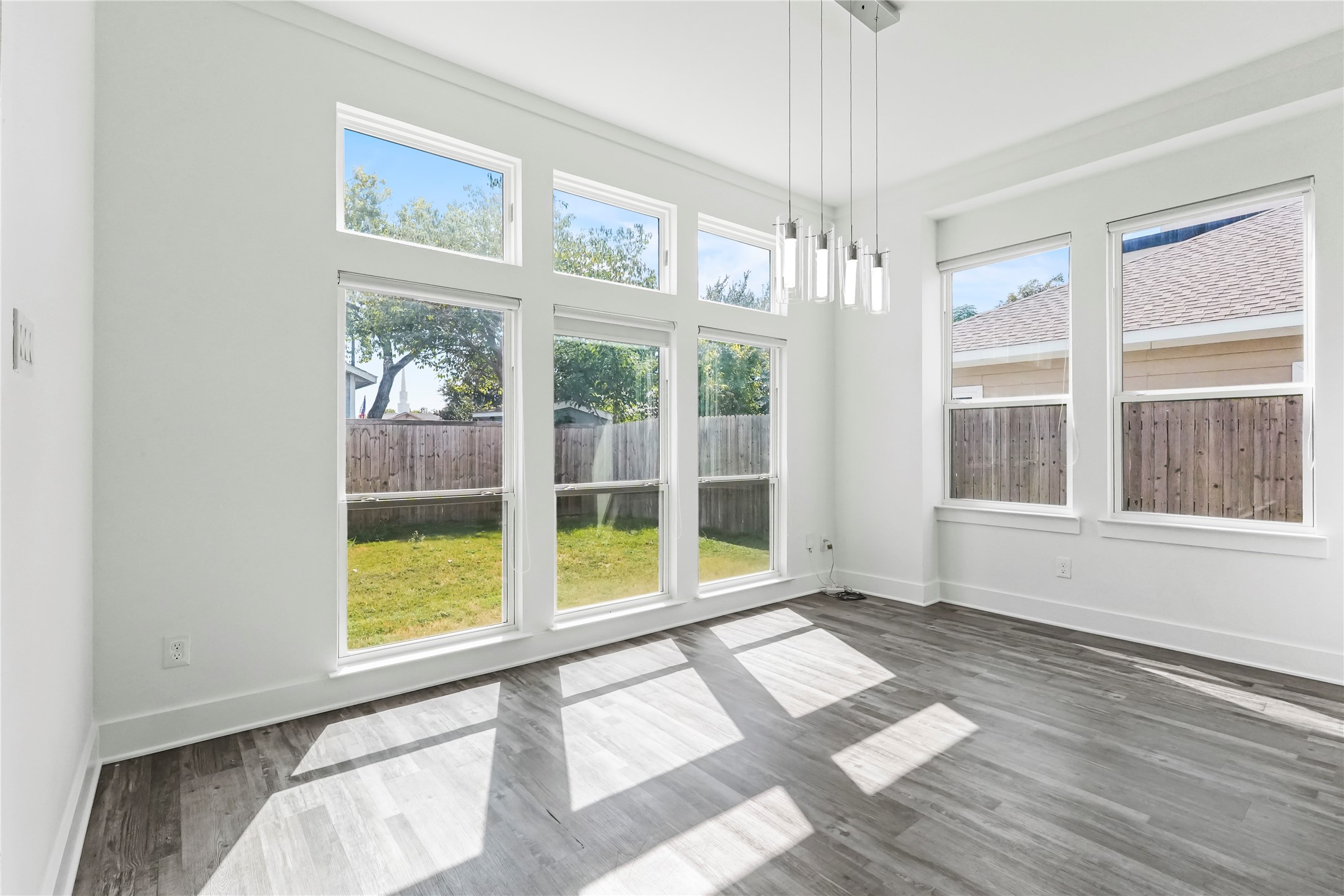 1916 Shaw Street Dallas TX 75212
