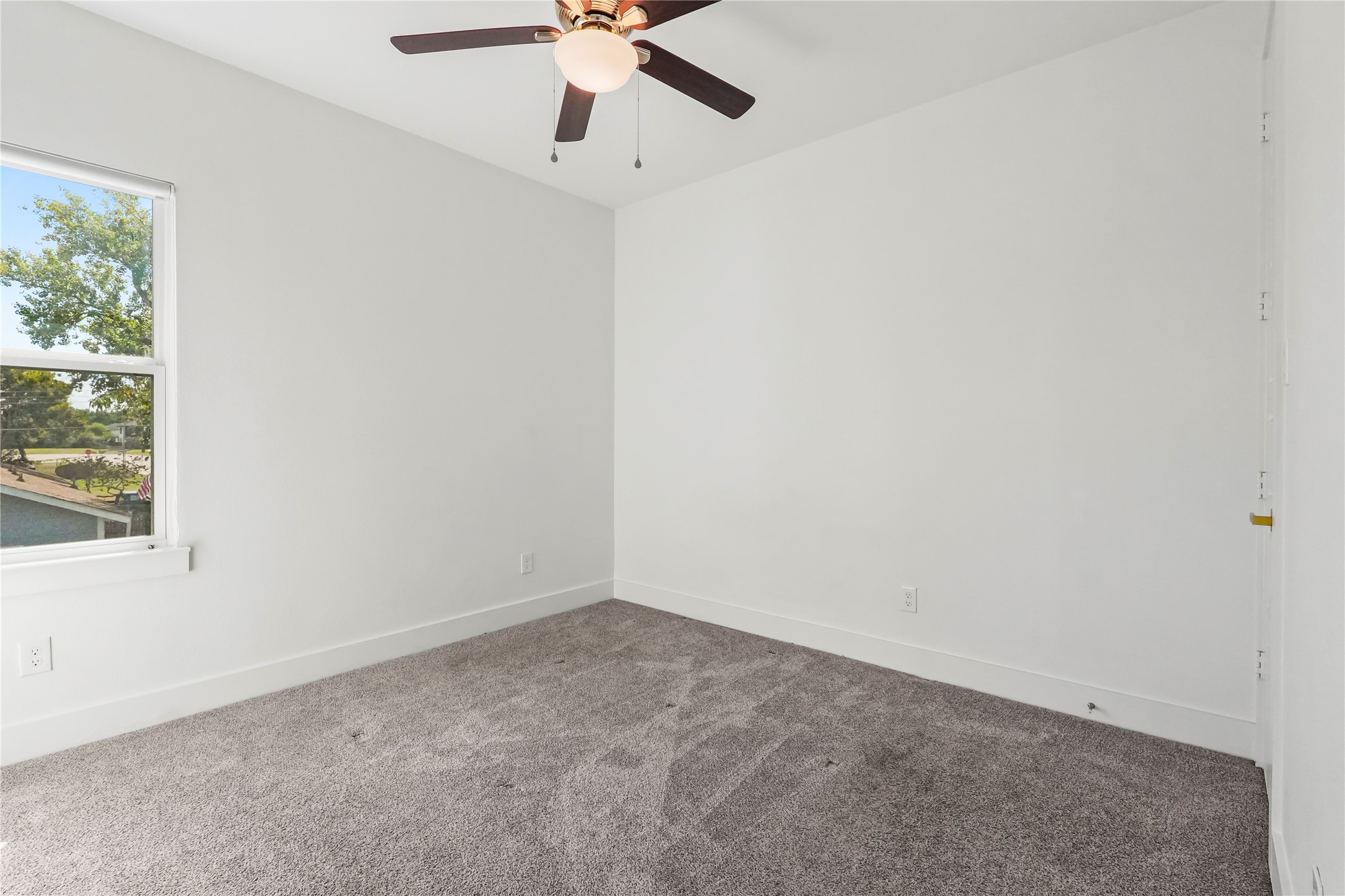 1916 Shaw Street Dallas TX 75212