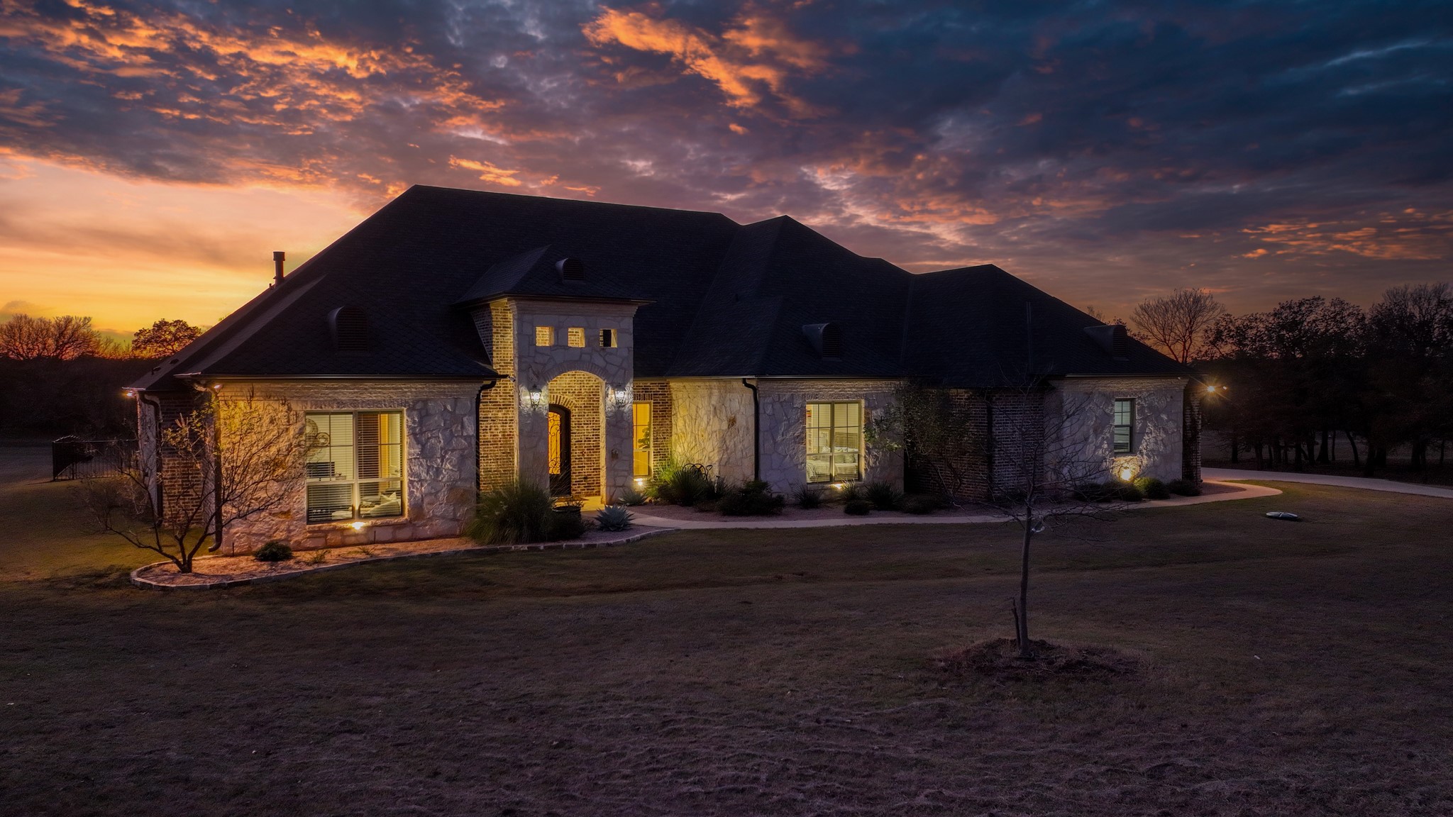 140 Rocky Run Lipan TX 76462
