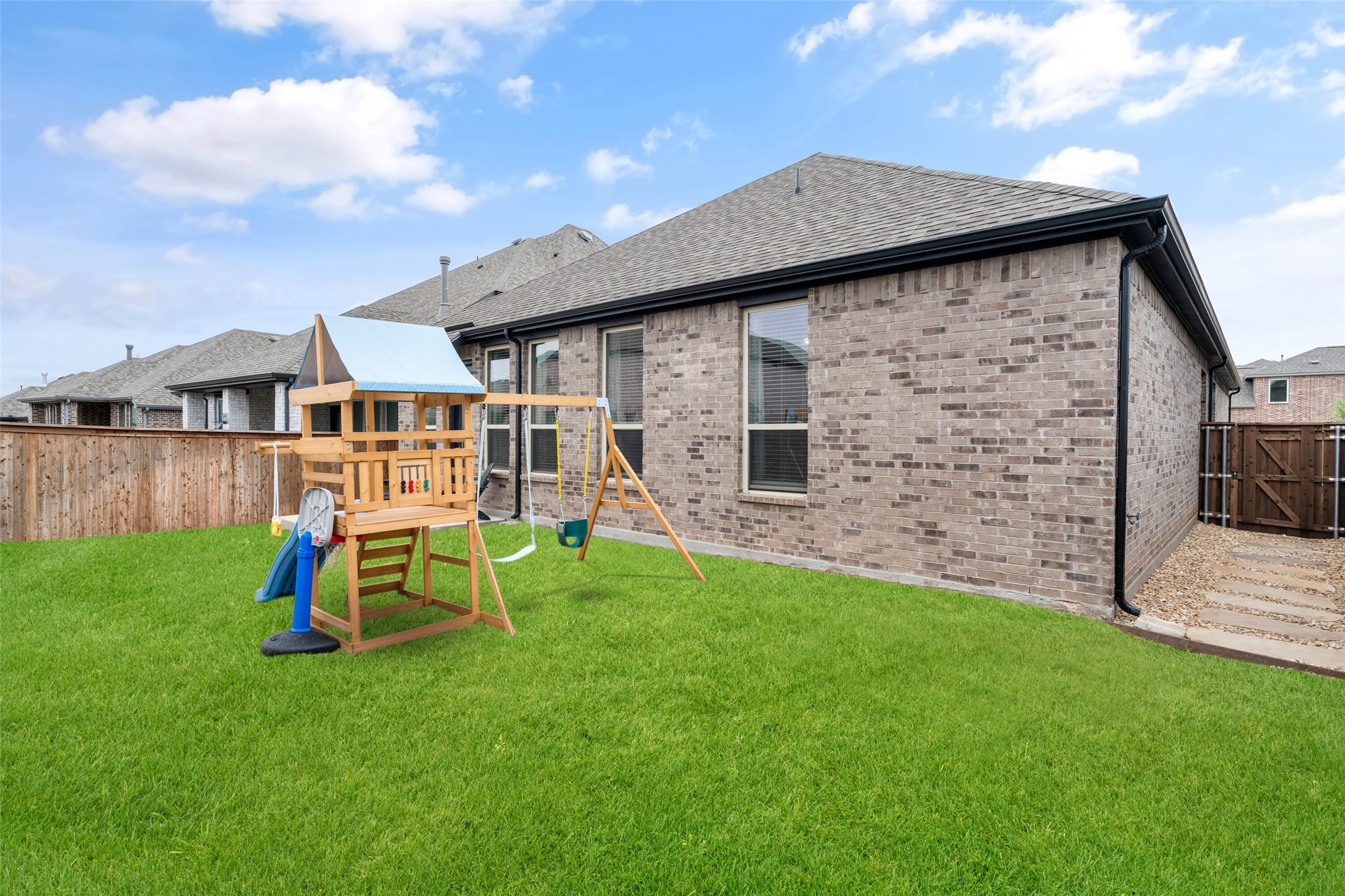 1213 Beach Boulevard Sherman TX 75090