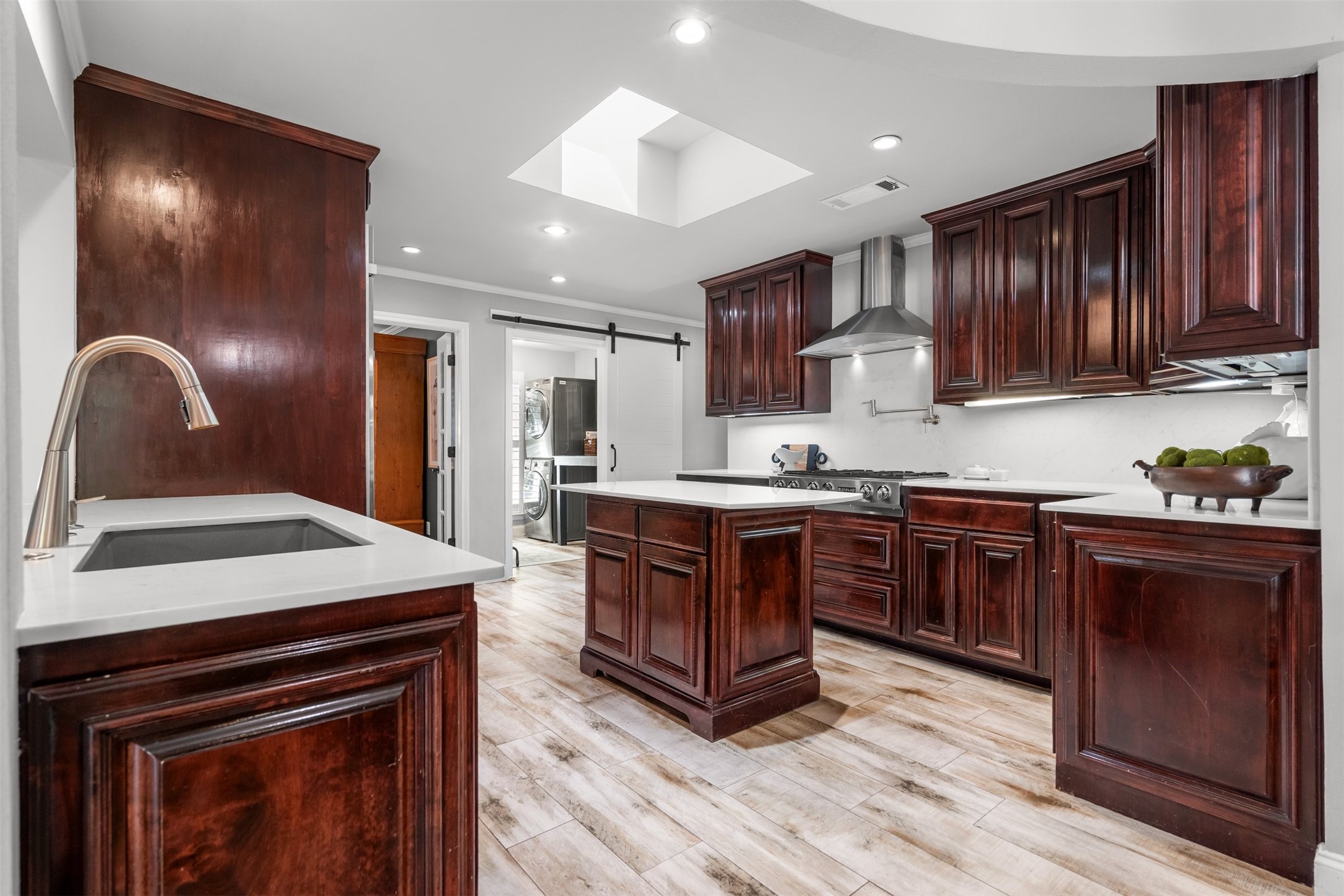 3841 Peter Pan Drive Dallas TX 75229