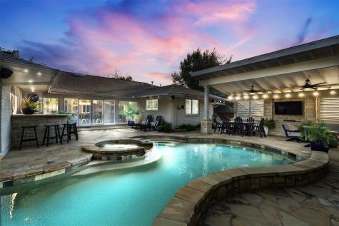 3841 Peter Pan Drive Dallas TX 75229