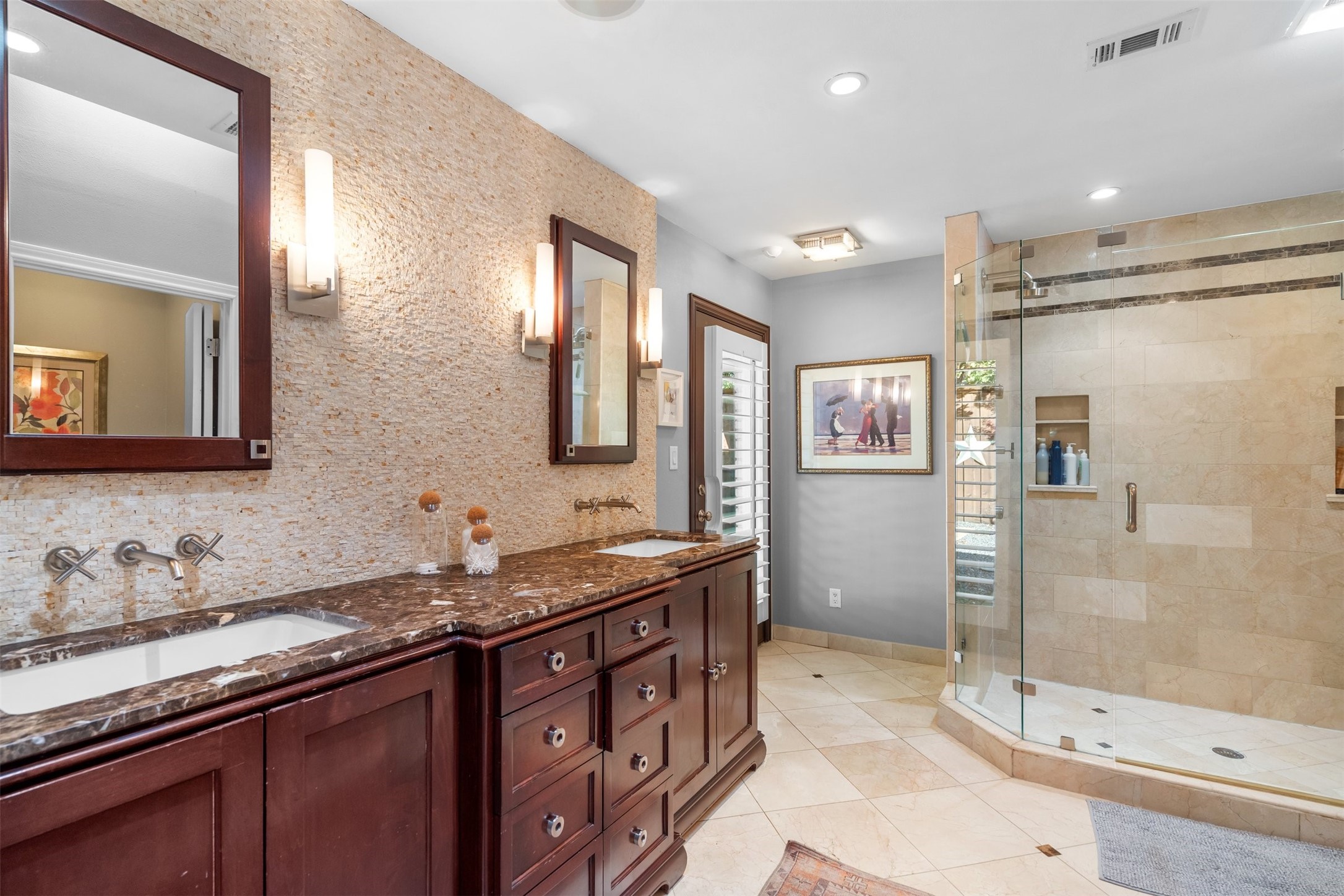 3841 Peter Pan Drive Dallas TX 75229
