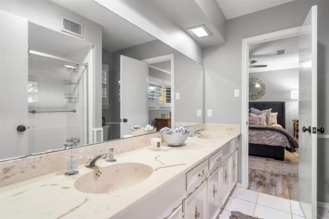 3841 Peter Pan Drive Dallas TX 75229