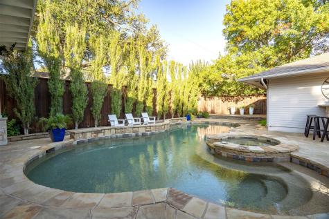 3841 Peter Pan Drive Dallas TX 75229