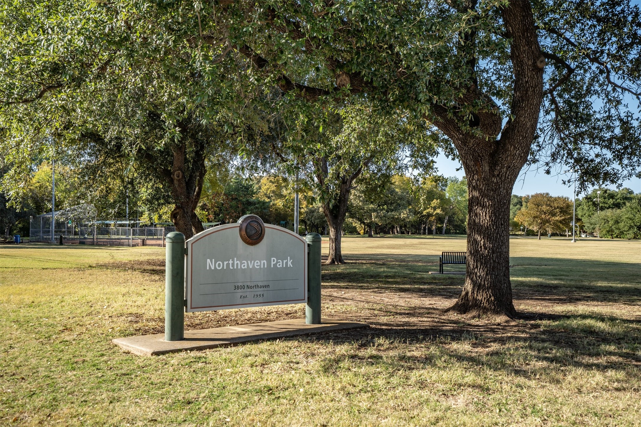 3841 Peter Pan Drive Dallas TX 75229