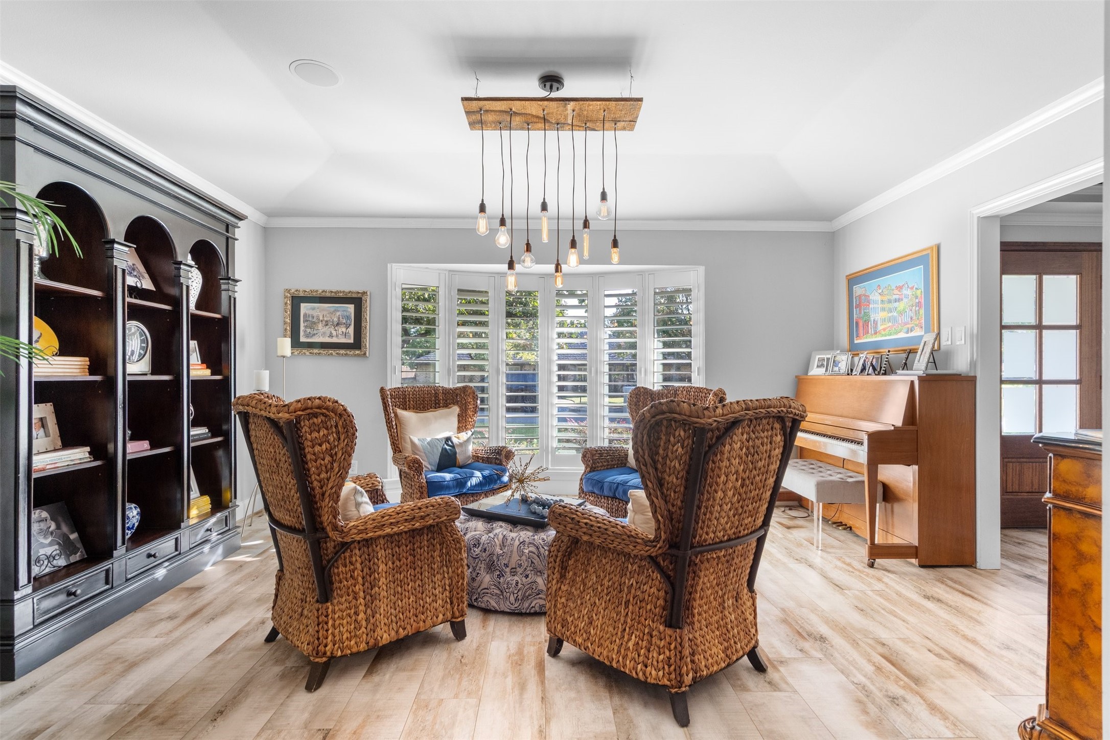 3841 Peter Pan Drive Dallas TX 75229