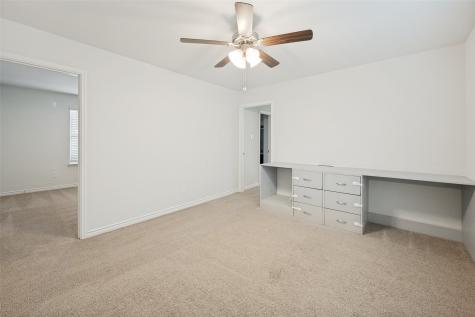 5569 Willamette Drive Fort Worth TX 76119
