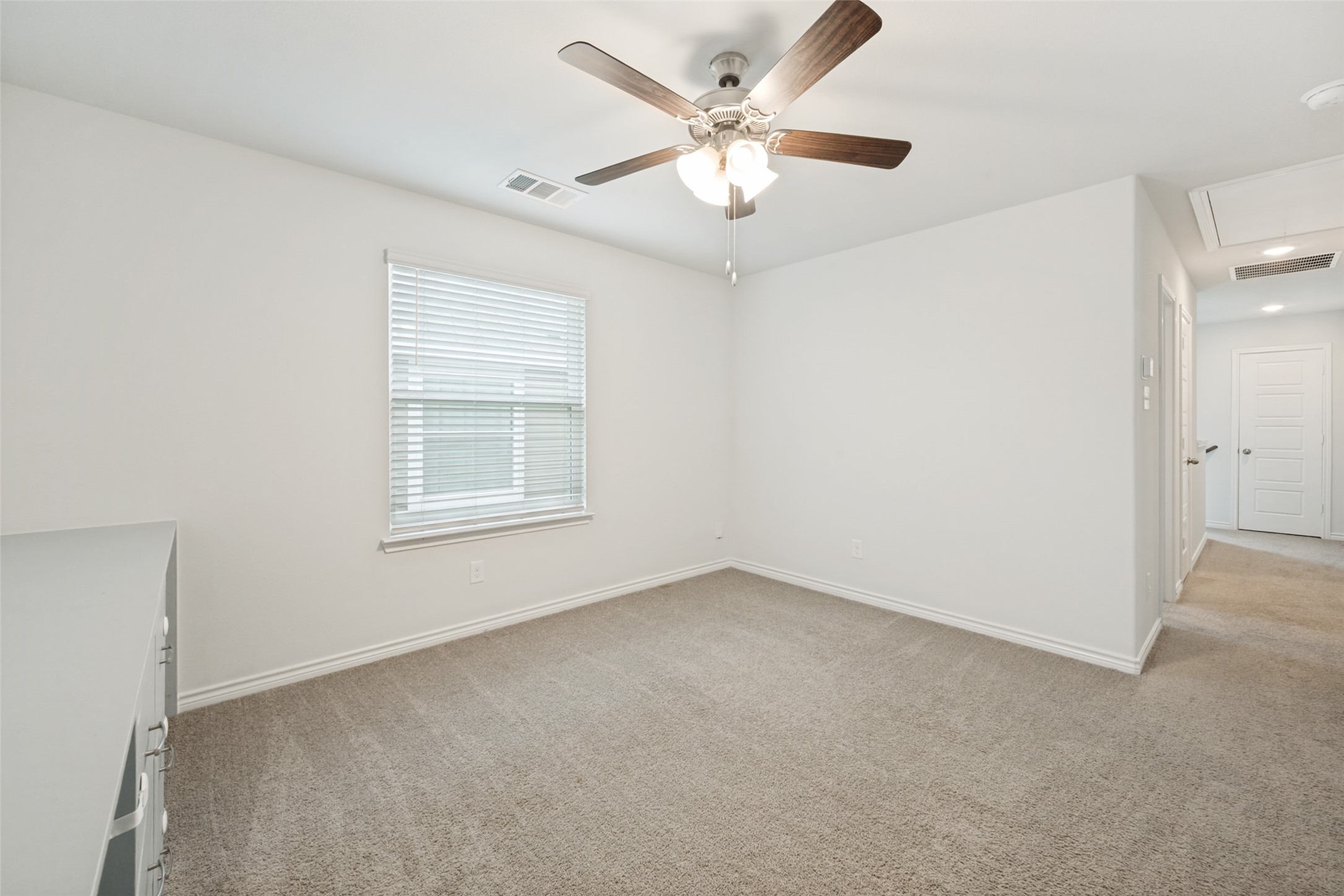 5569 Willamette Drive Fort Worth TX 76119