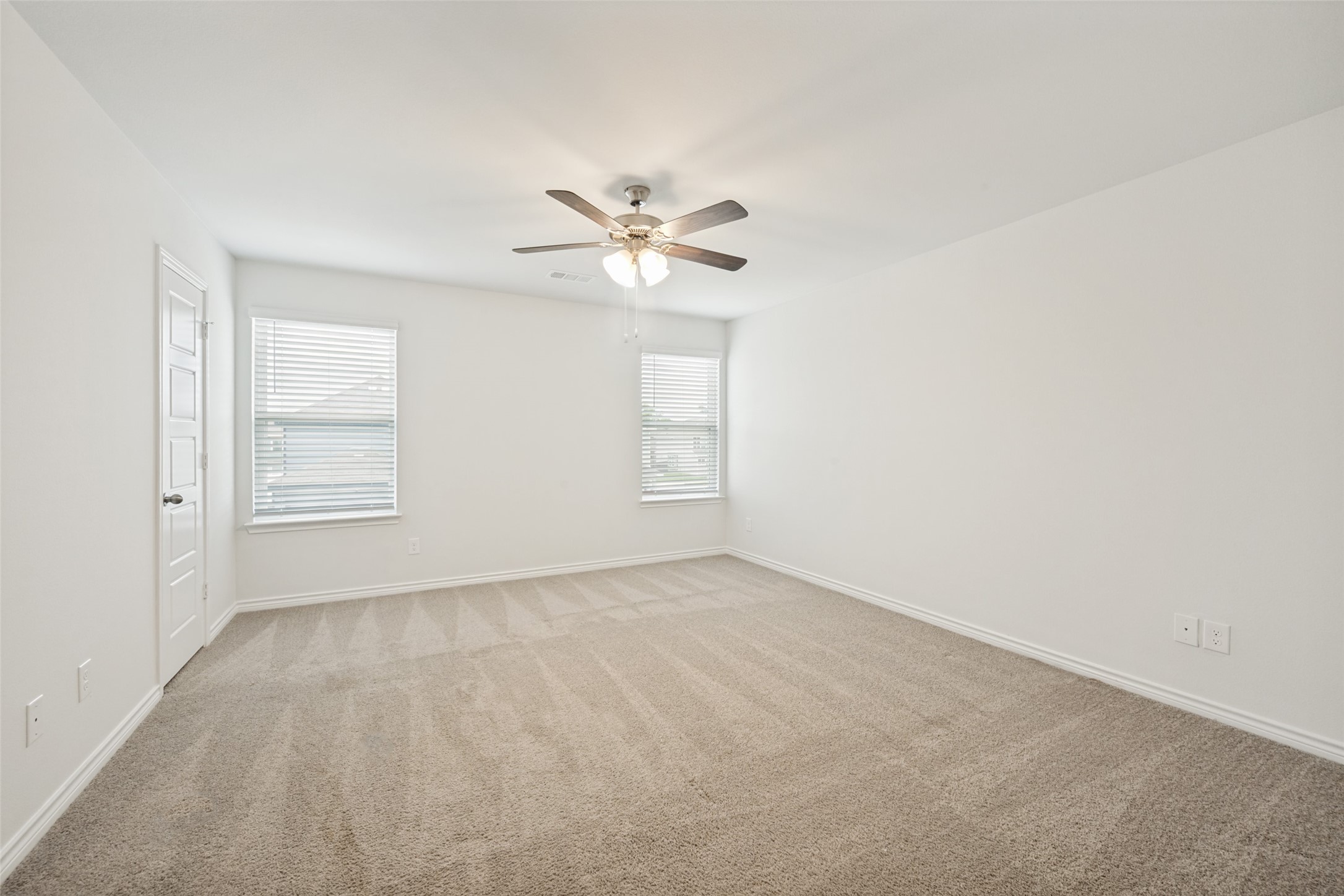 5569 Willamette Drive Fort Worth TX 76119