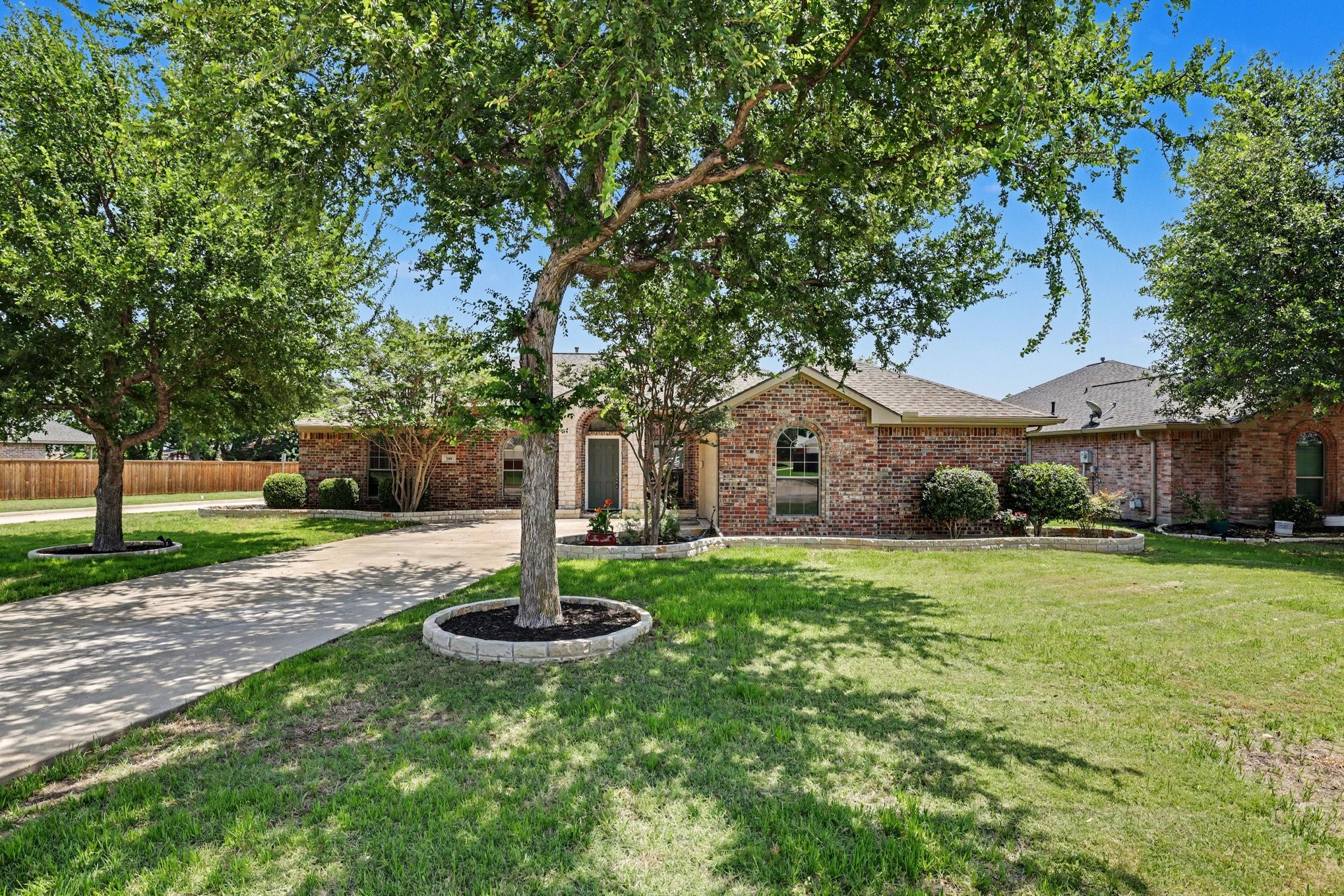 200 Hardwicke Lane Little Elm TX 75068