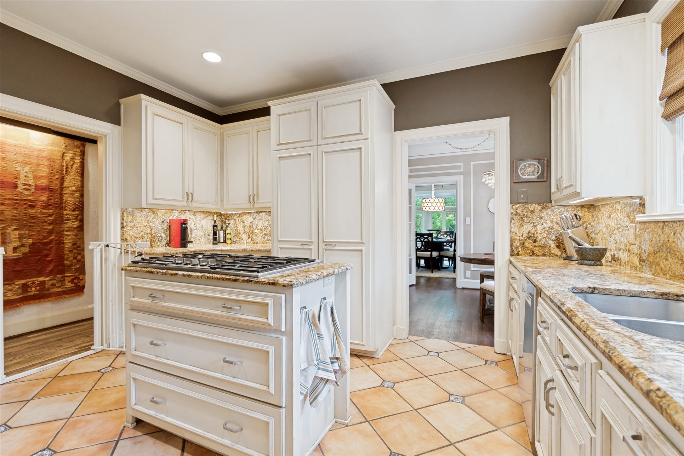 712 Lipscomb Avenue Dallas TX 75214