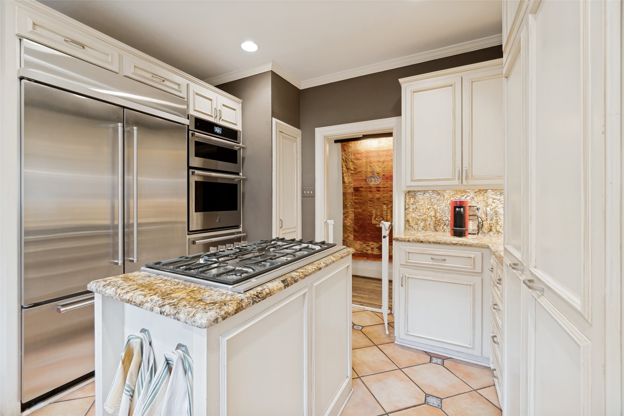 712 Lipscomb Avenue Dallas TX 75214
