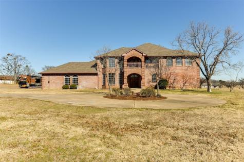 6028 Moss Rose Lane Aubrey TX 76227
