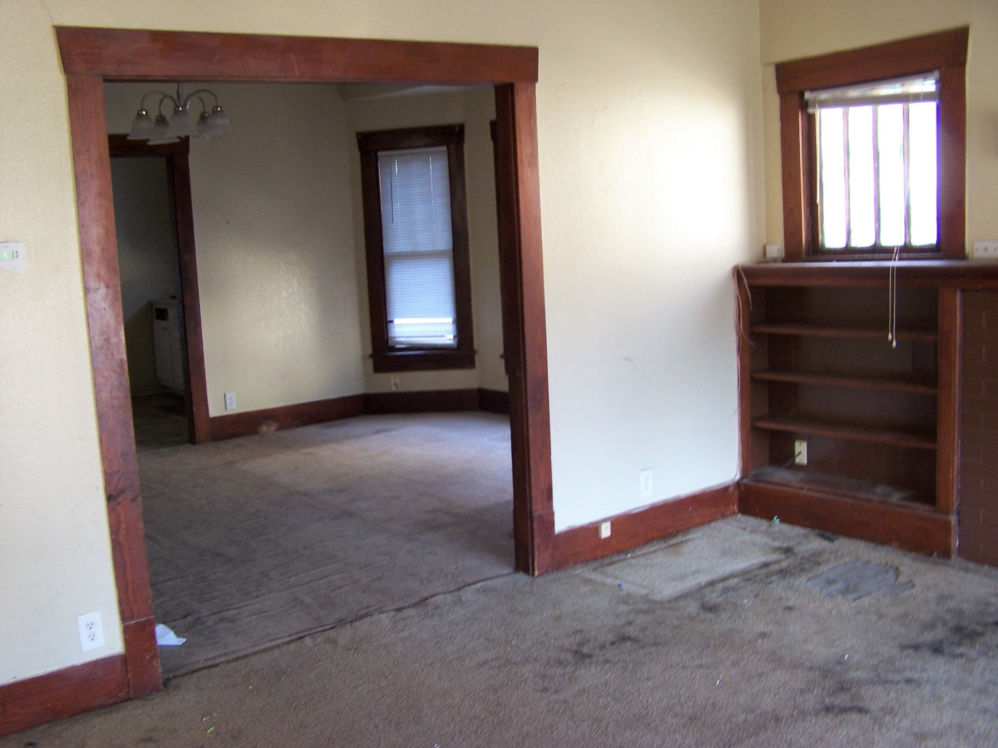 1311 W Woodard Street Denison TX 75020