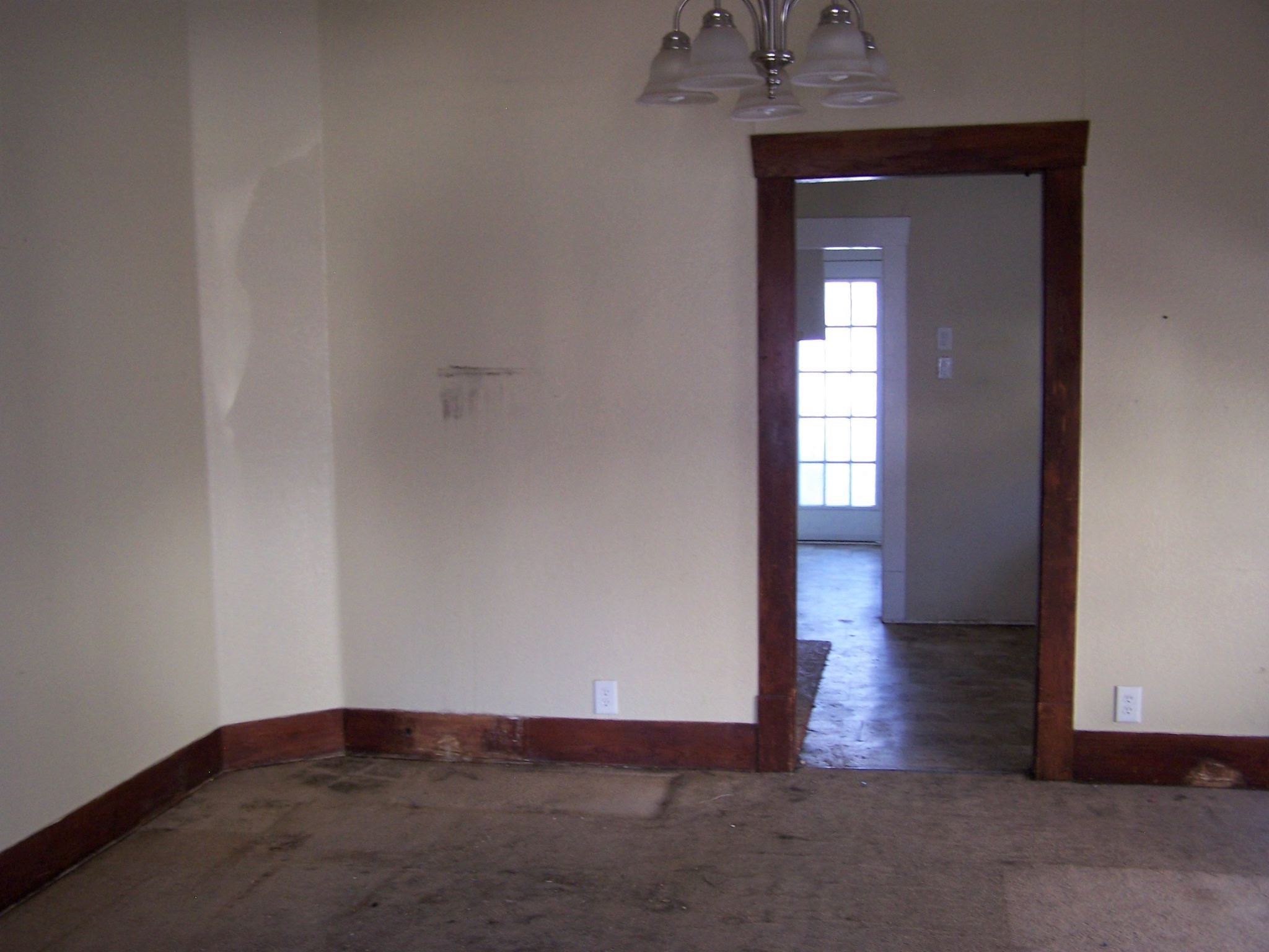 1311 W Woodard Street Denison TX 75020