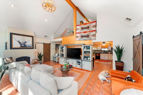 15 Cr 4896 Pittsburg TX 75636
